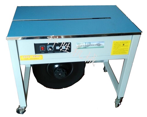 ���_����C